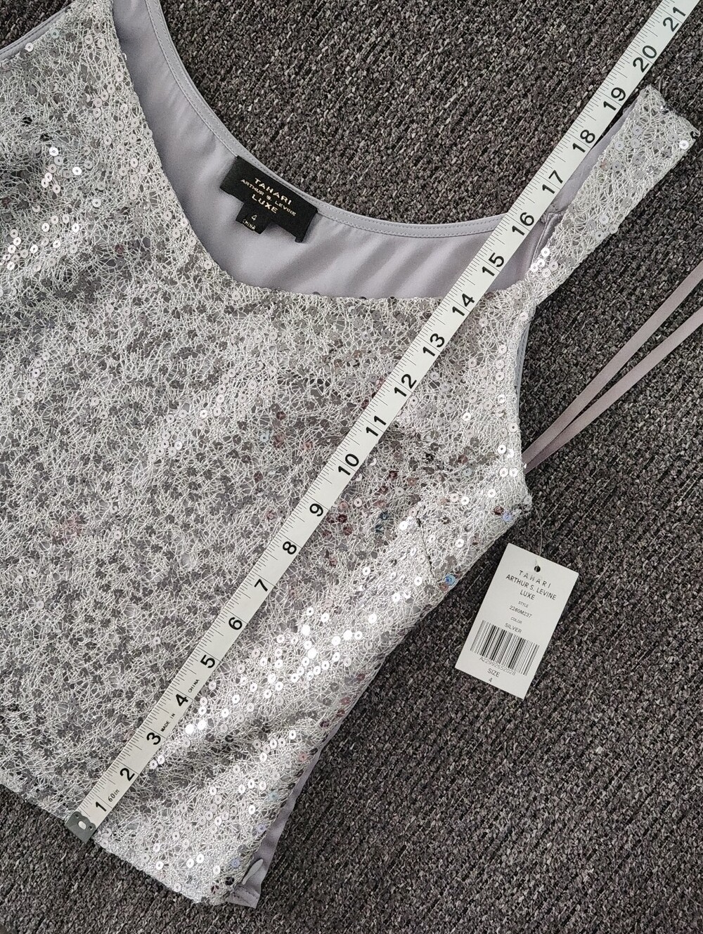 🆕️ 💎HTF Tahari Luxe💎 - Silver Sequin Scoop-Neck Tank Top - Picture 12 of 14